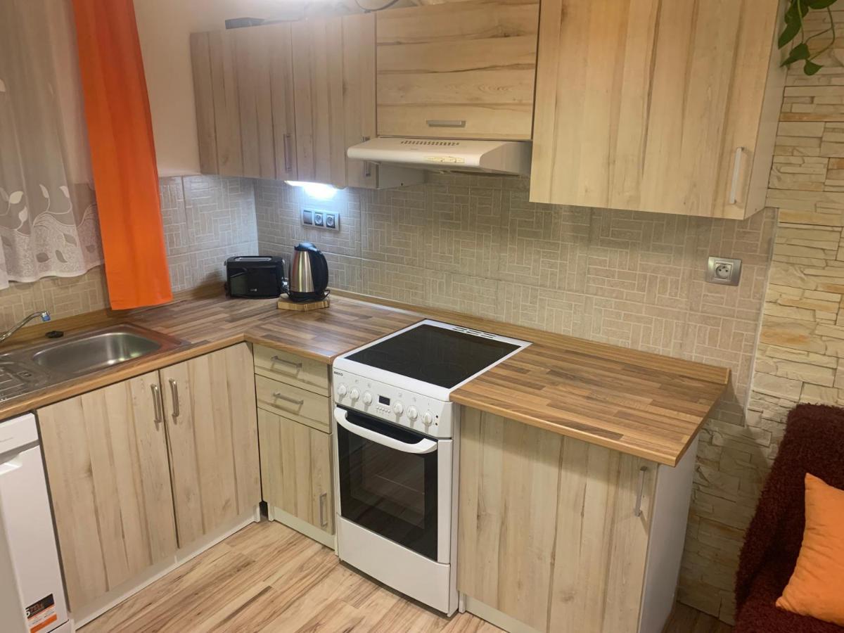 Apartman Slunecnice S Terasou Чеське Будєйовіце Екстер'єр фото